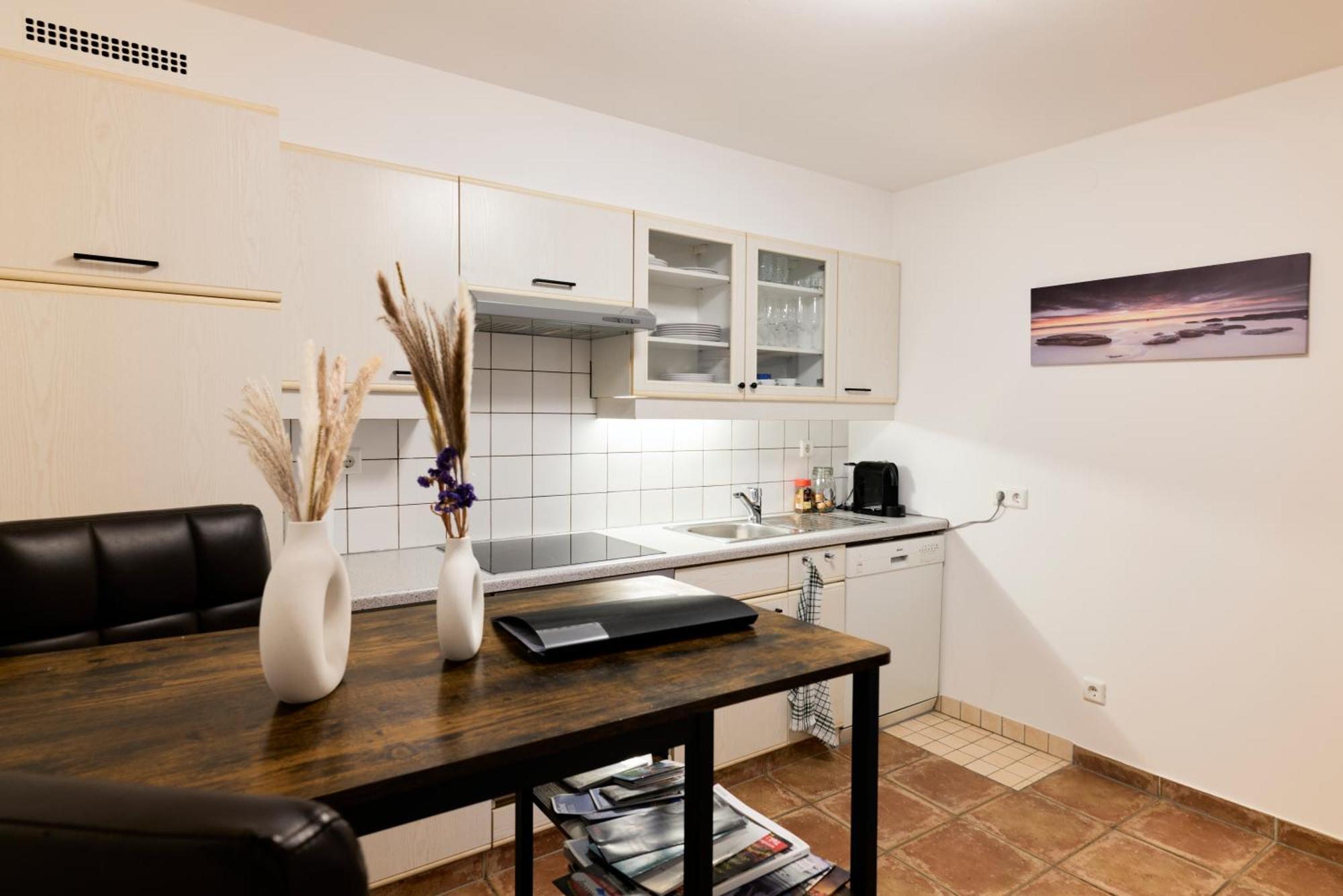 Stilvolle Gartenterrassenwohnung Mitten In Брегенц Екстериор снимка